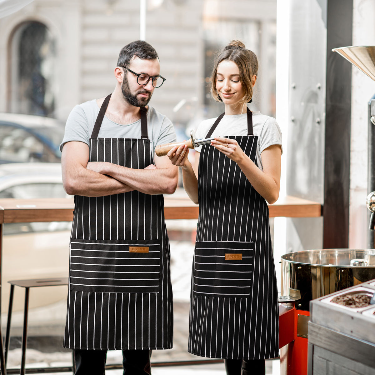 BeLuyi 2 Pack Adjustable Bib Apron with 2 Pockets Chef Cooking Kitchen Restaurant Aprons for Women Men